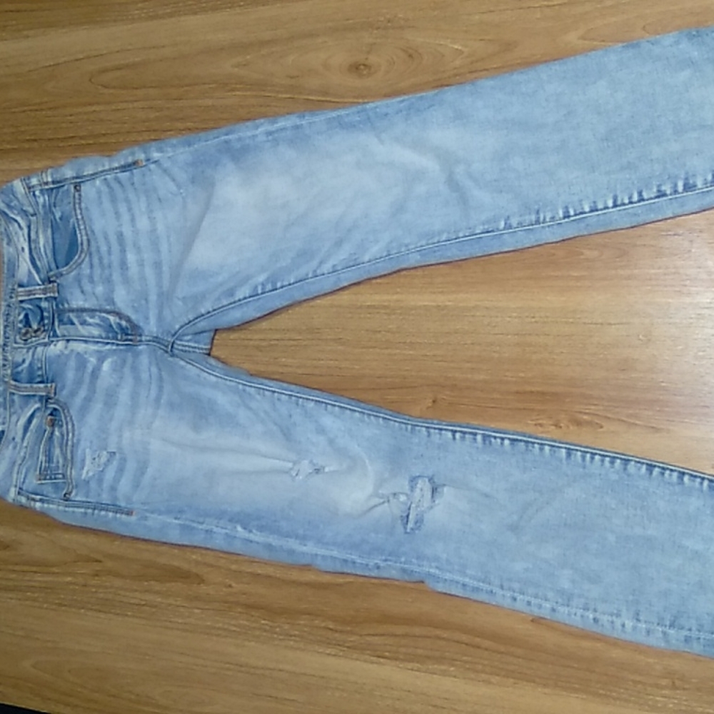 American eagle Light wash jeans